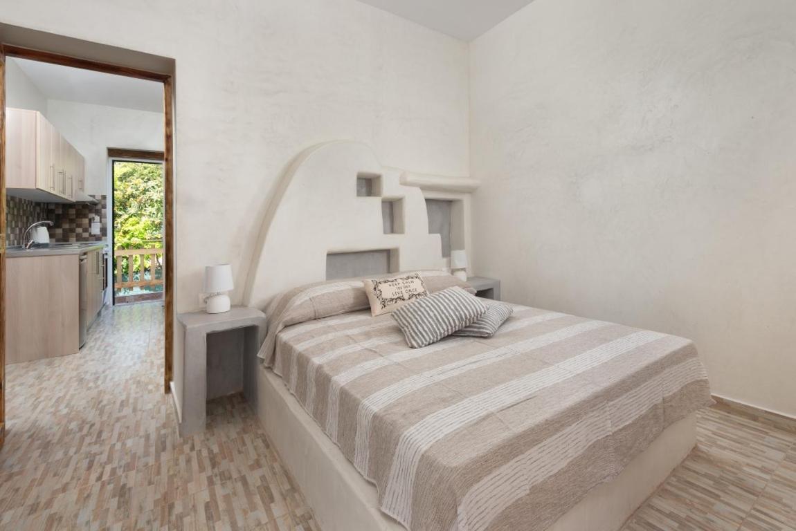 Christos Studios And Family Apartments Stegna 외부 사진