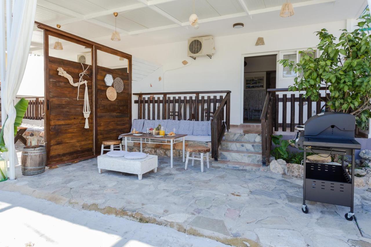 Christos Studios And Family Apartments Stegna 외부 사진