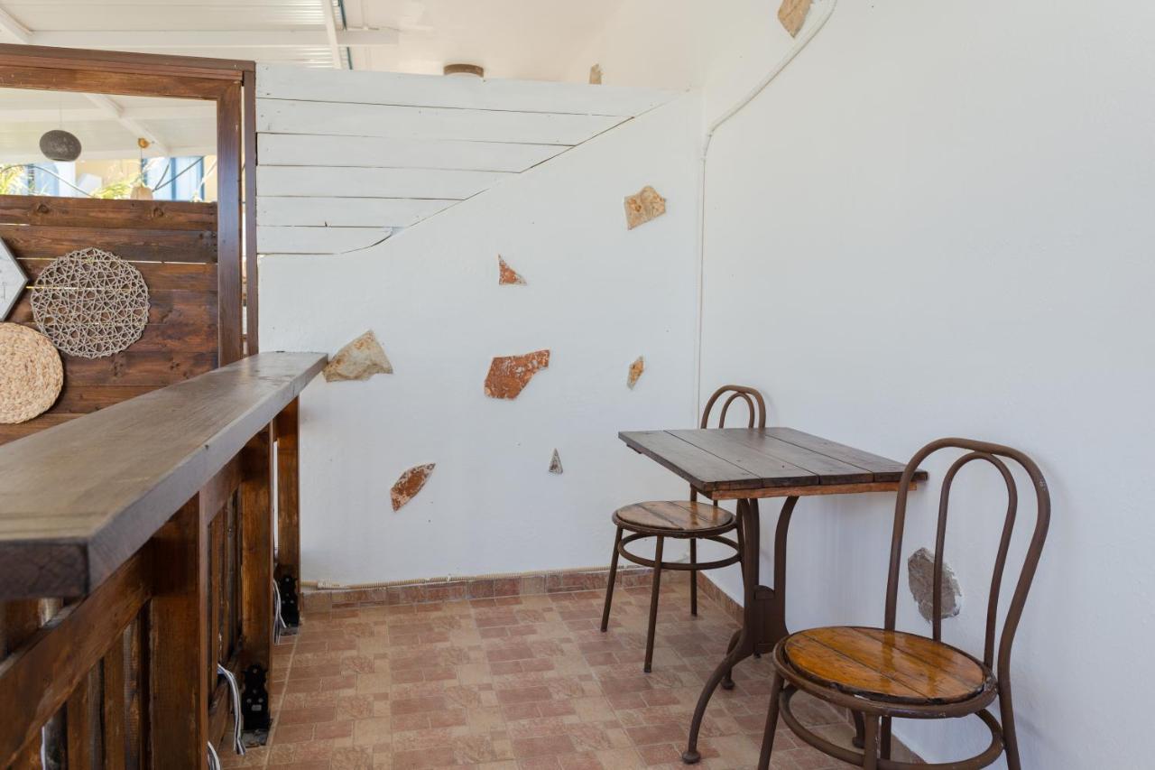 Christos Studios And Family Apartments Stegna 외부 사진