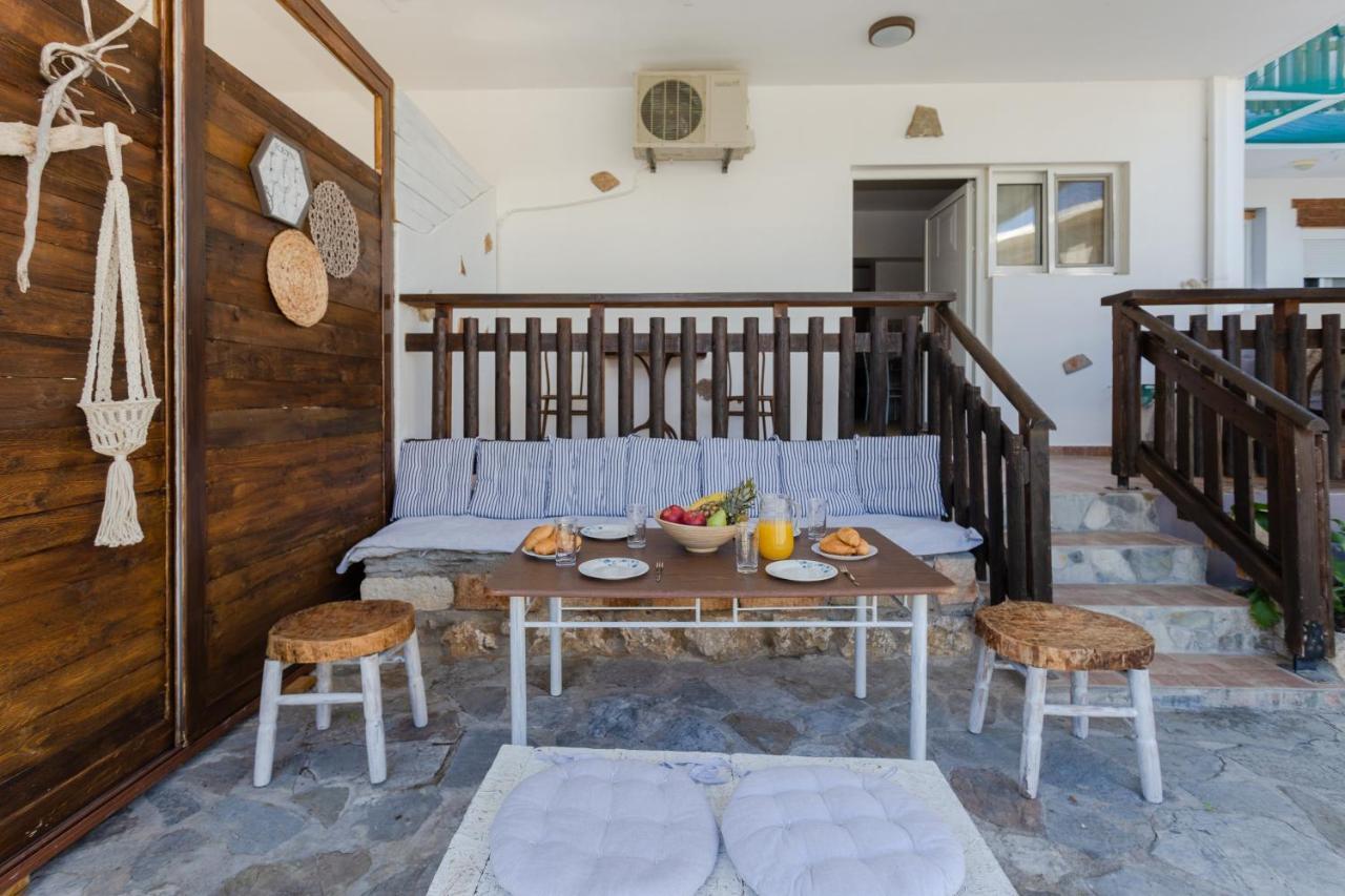 Christos Studios And Family Apartments Stegna 외부 사진
