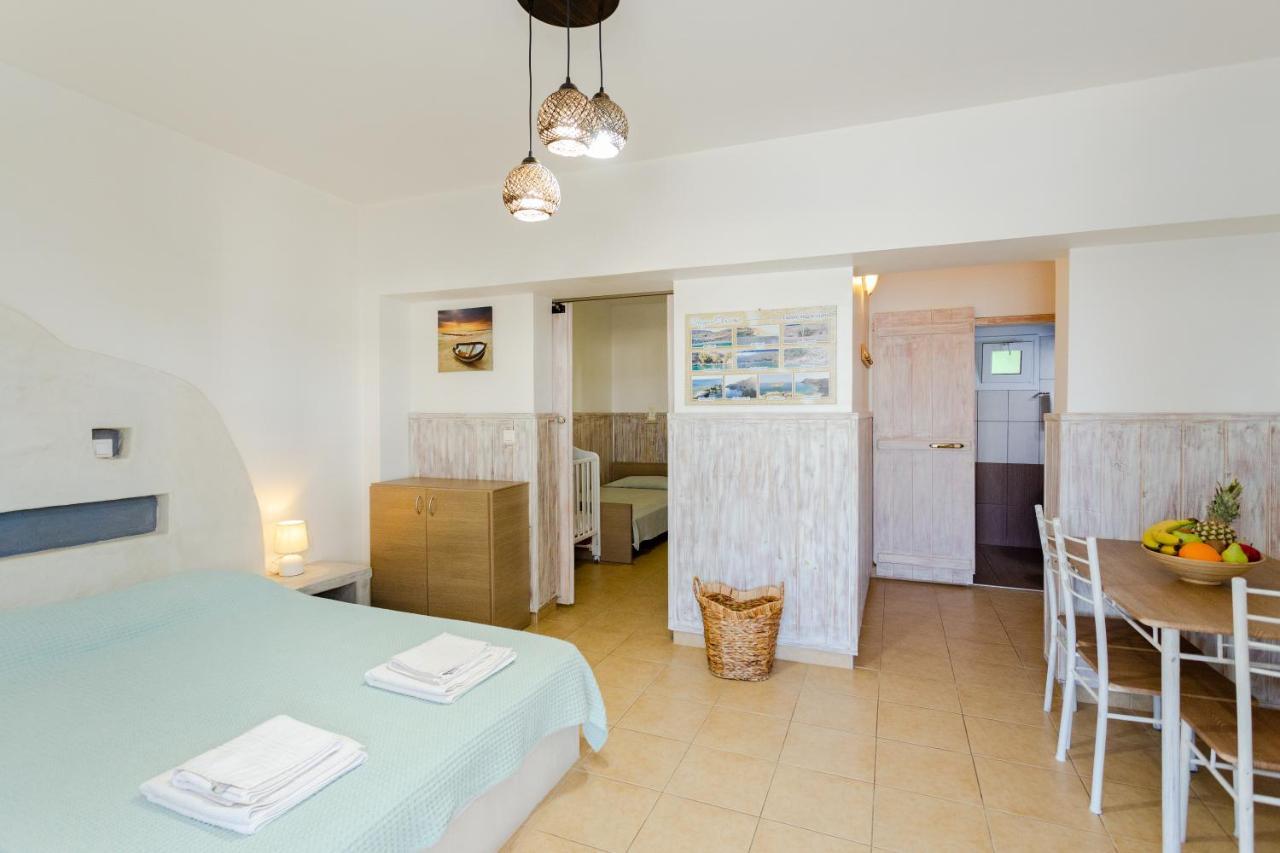 Christos Studios And Family Apartments Stegna 외부 사진