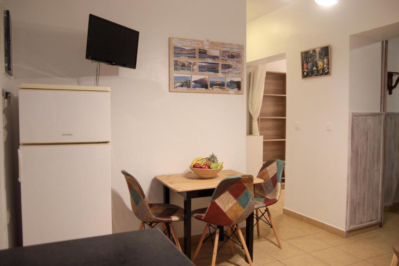 Christos Studios And Family Apartments Stegna 외부 사진