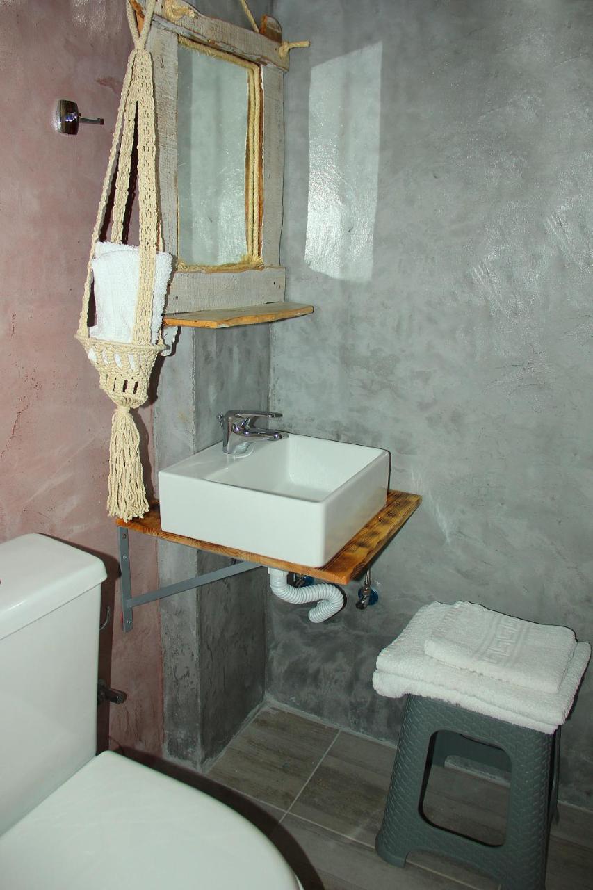Christos Studios And Family Apartments Stegna 외부 사진