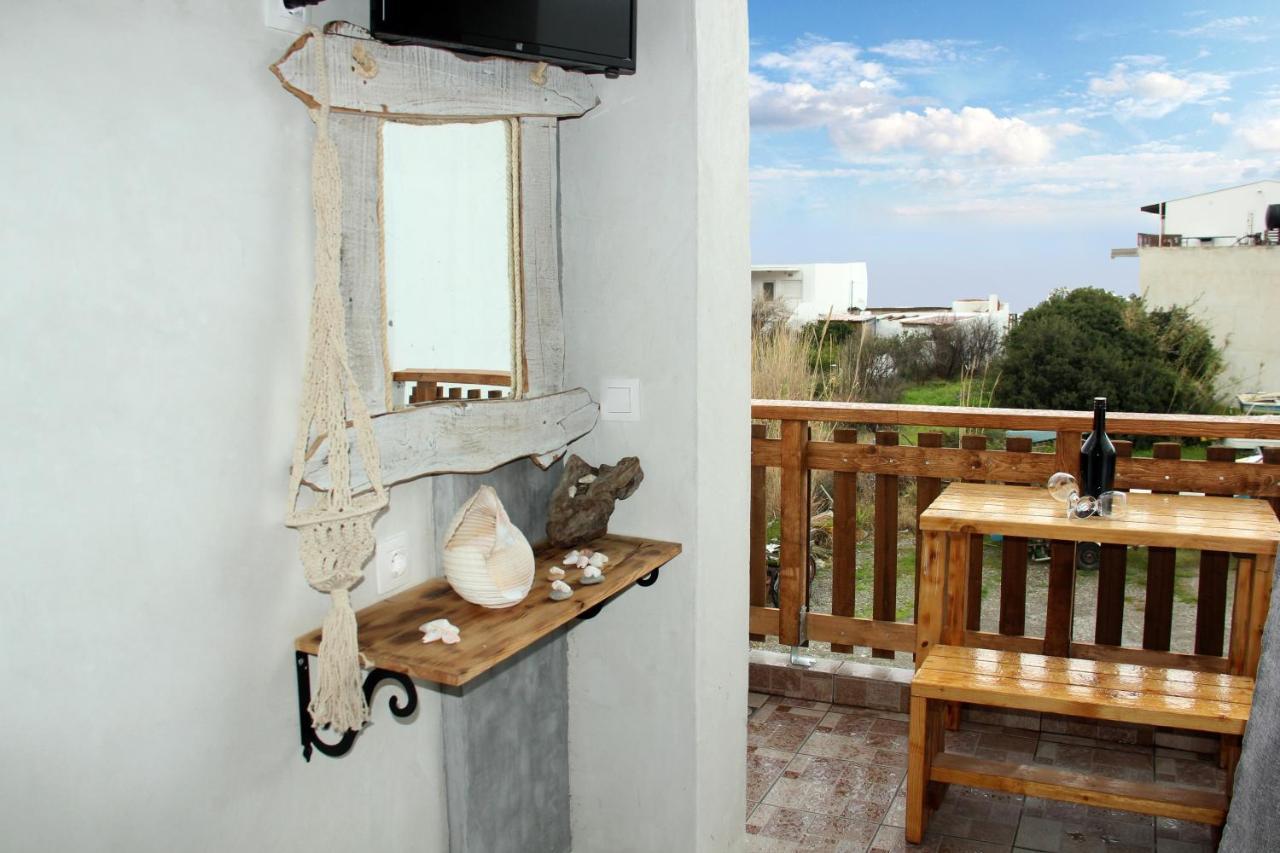 Christos Studios And Family Apartments Stegna 외부 사진