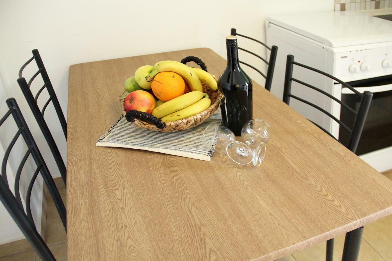 Christos Studios And Family Apartments Stegna 외부 사진