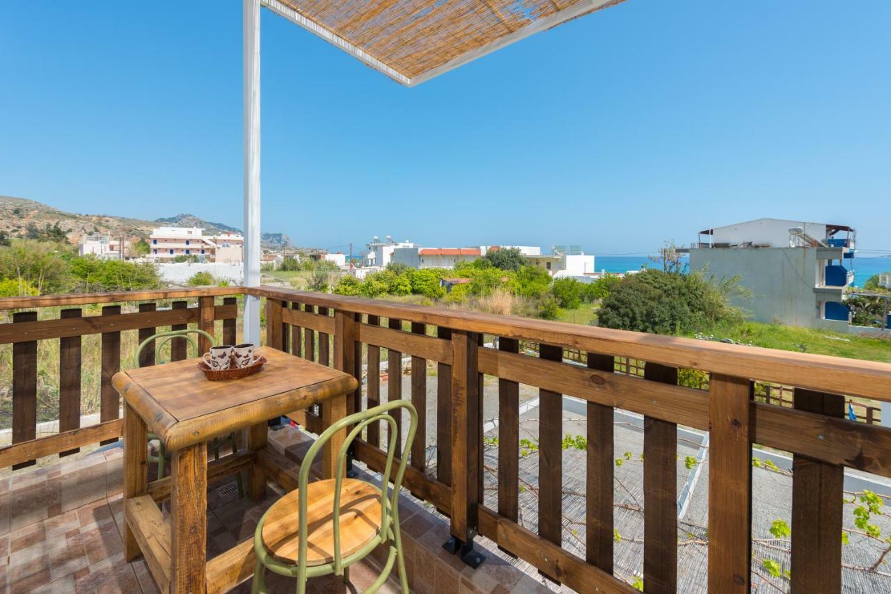 Christos Studios And Family Apartments Stegna 외부 사진